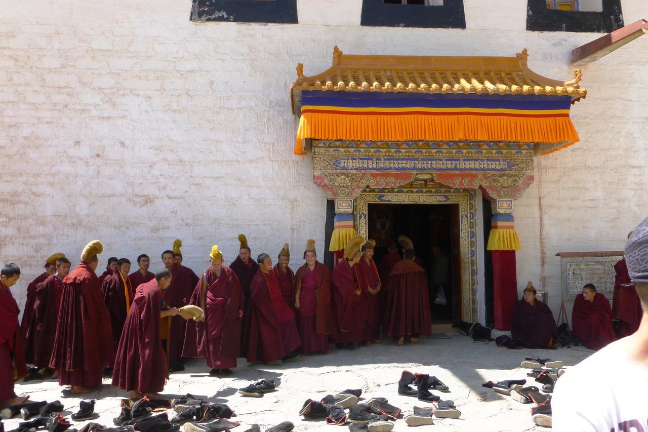 Overseas Tibetan Hotel Xiahe Exteriör bild