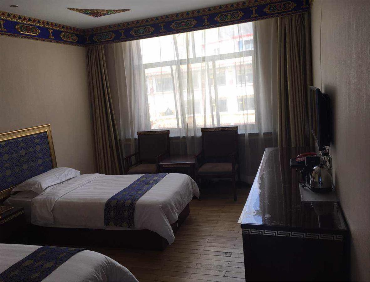 Overseas Tibetan Hotel Xiahe Exteriör bild